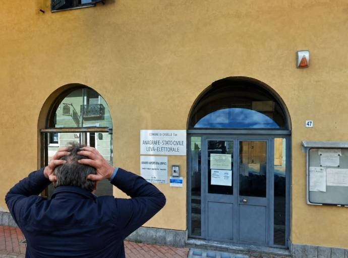 Il caso Via Cravero accende lo scontro politico. Milano: «Tre aste deserte e nessuna strategia chiara»